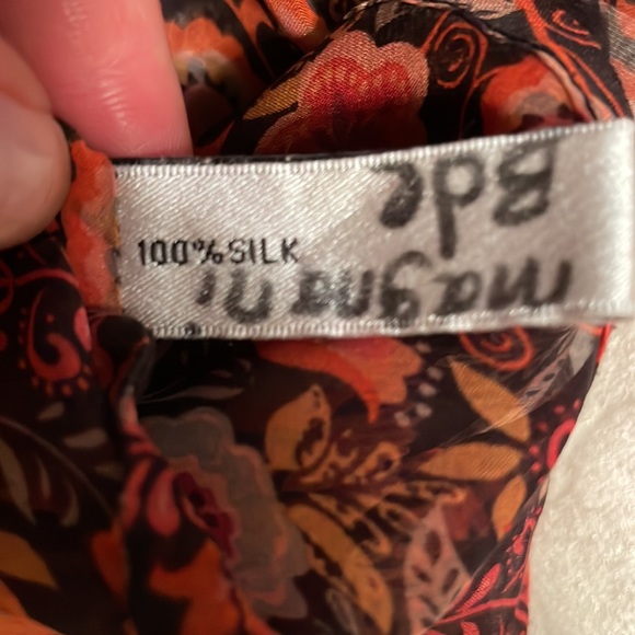 100% Silk Walter Ombré fall floral 😍🍁🌻 - Picture 10 of 11